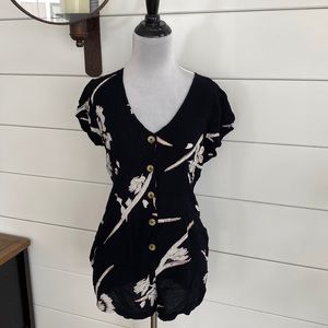 O’Neill Floral Print Short-Sleeved Romper Playsuit Swim Cover Up